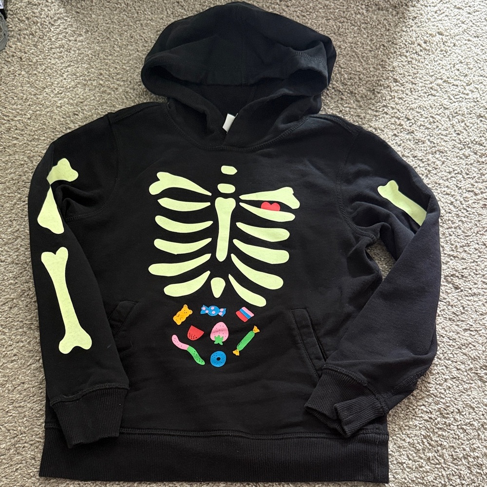 Hanna Andersson Black Glow-In-The-Dark Skeleton Hoodie with Candy Graphic